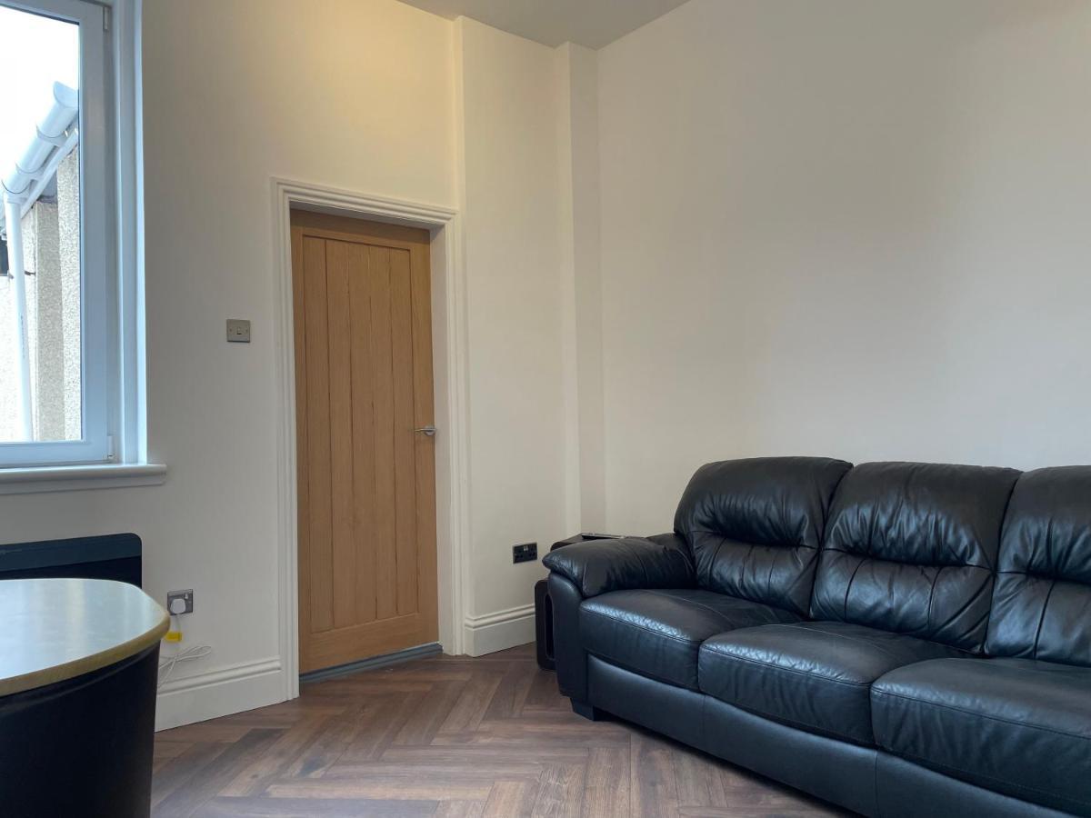 Glasgow Airport Apartments Πέισλι Εξωτερικό φωτογραφία